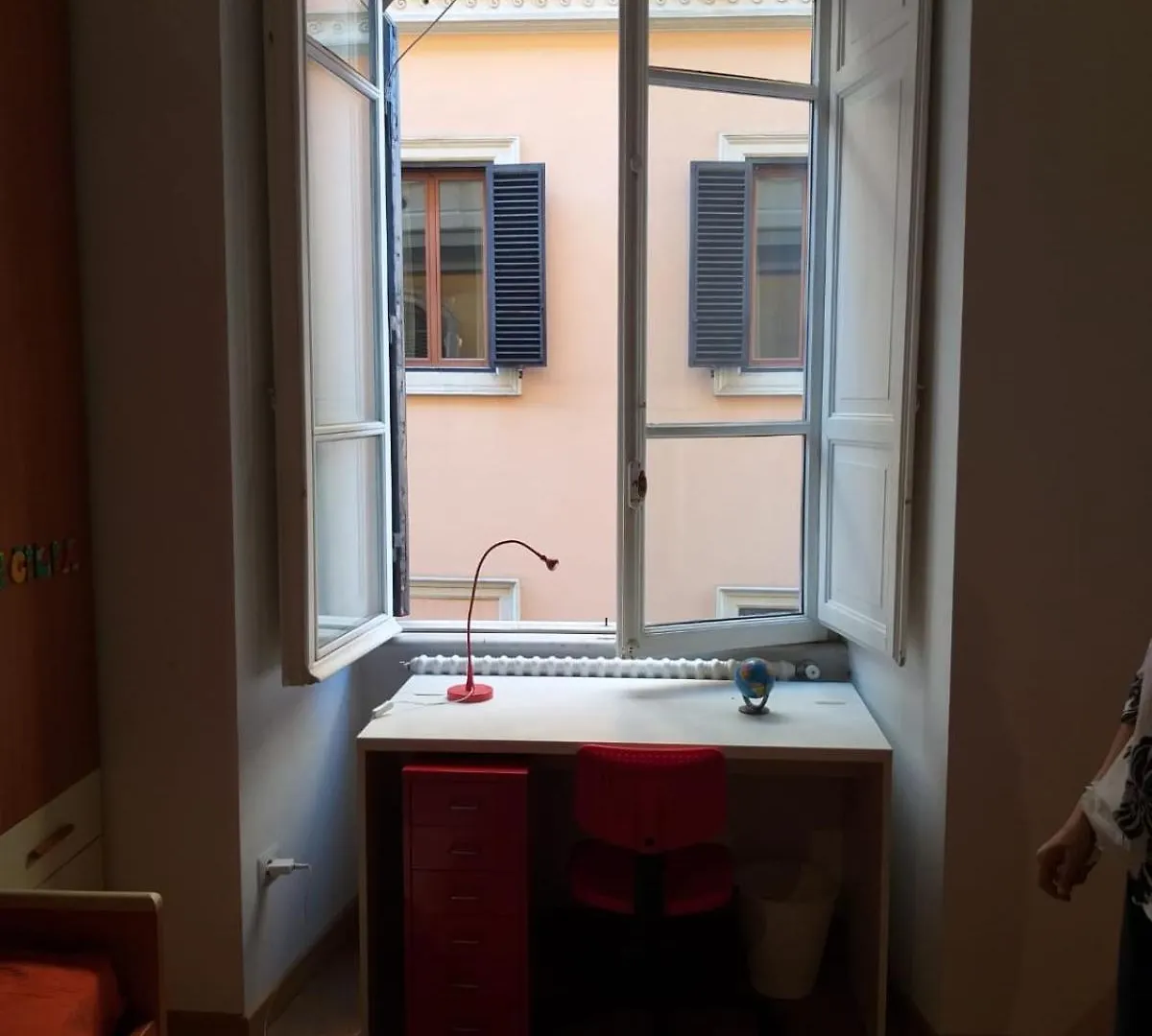 Private Room By An Italian Family - A Unique Experience Close To Colosseum, The Roman Forum And Basilica Saint Mary Major روما